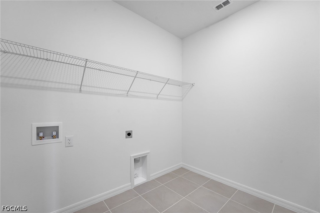 4 Bed SingleFamilyResidence for Sale in Turnleaf, photo 20