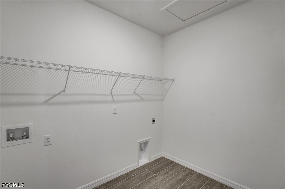 4 Bed SingleFamilyResidence for Sale in Turnleaf, photo 20