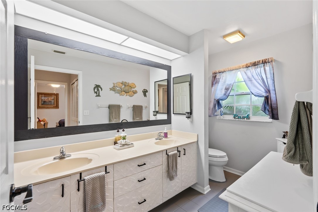 3 Bed Waterfront Home for Sale in Del Vera Country Club, FL — photo 20