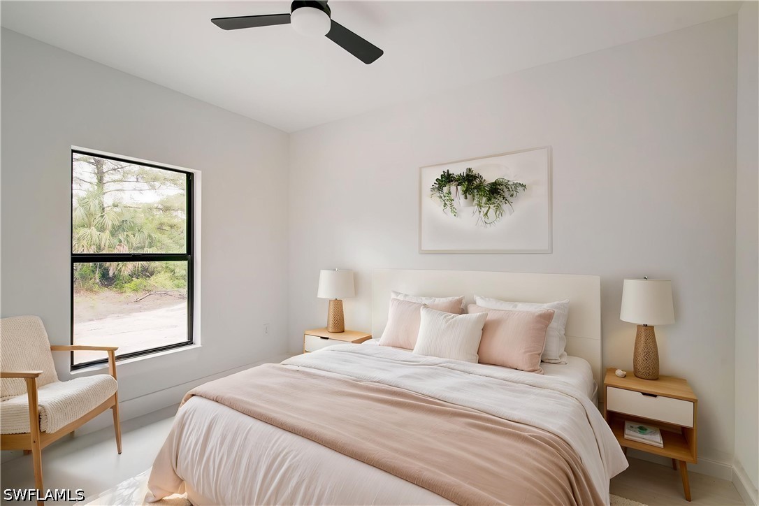 6 Bed Duplex for Sale in Twelfth Street Park, FL, $439,999 — photo 20