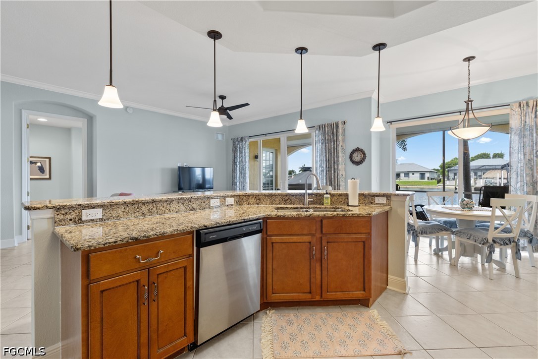 3 Bed Waterfront Home for Sale in Blue Water, FL, $519,900 — photo 20