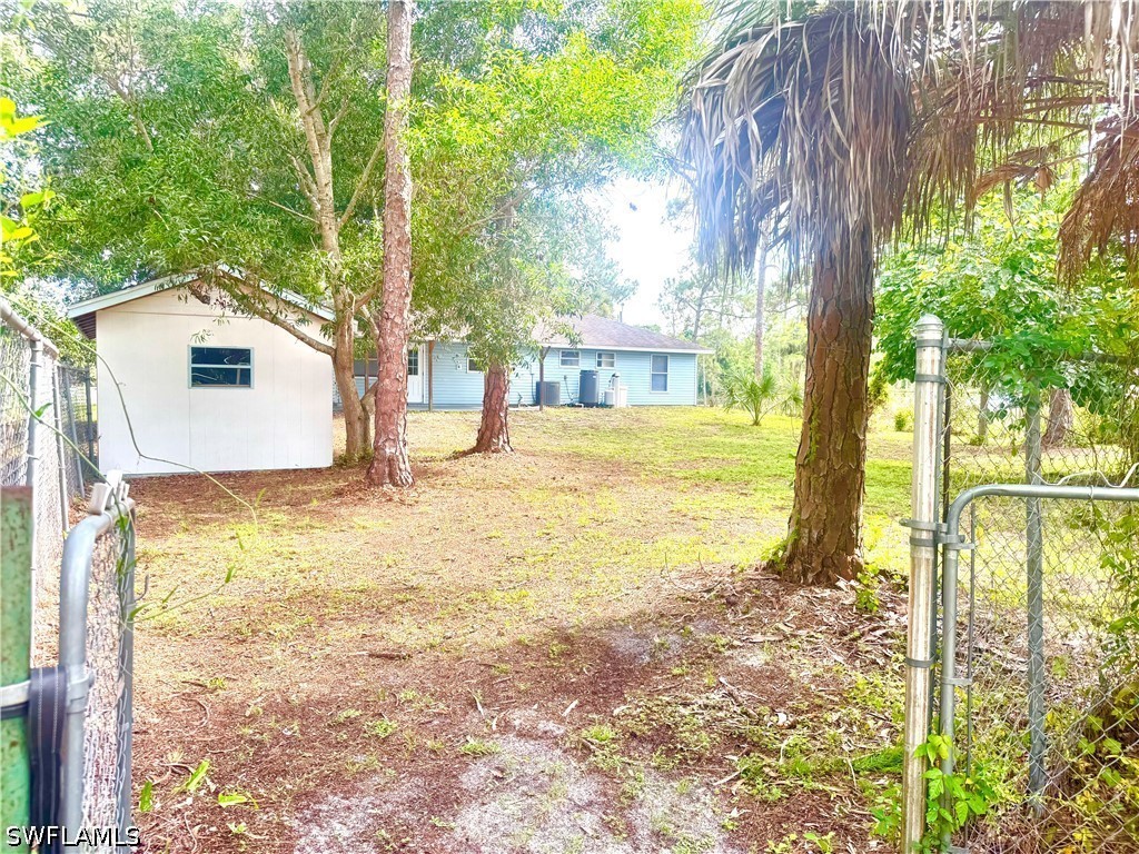 3 Bed SingleFamilyResidence for Sale in Naples, FL, $449,000 — photo 20