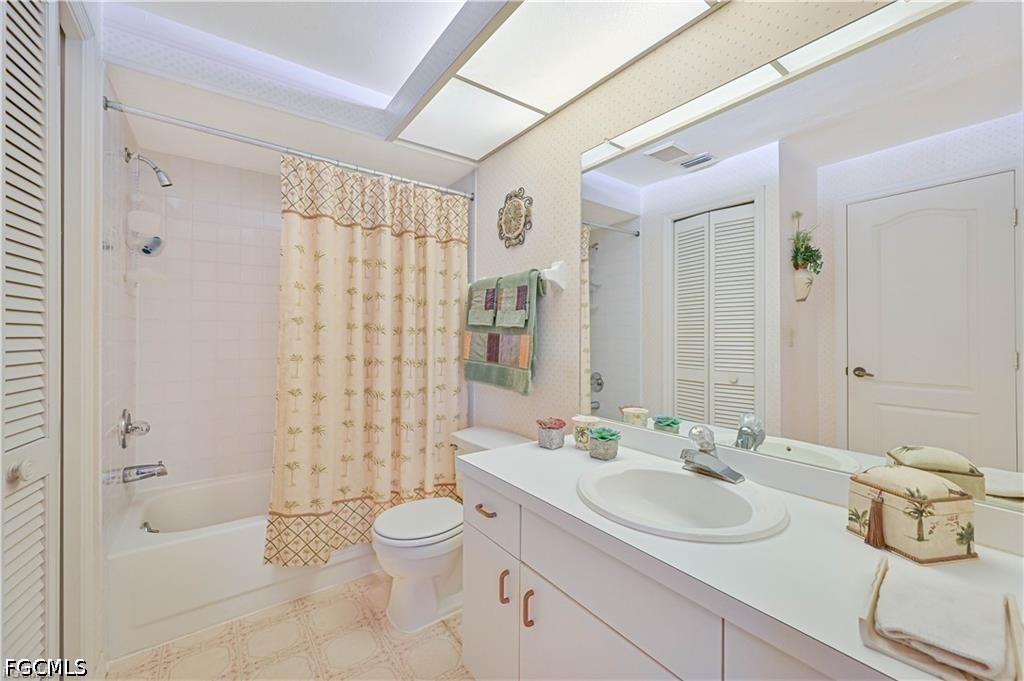 2 Bed Condominium for Sale in Fort Myers, FL, $167,500 — photo 20