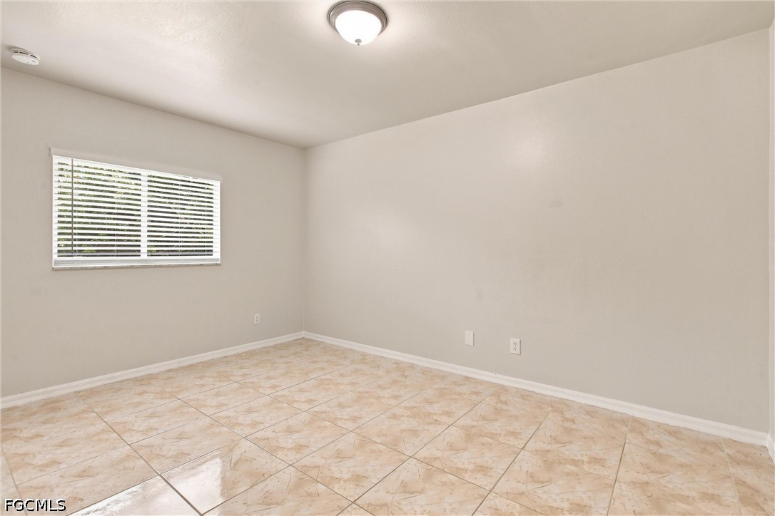 3 Bed SingleFamilyResidence for Sale in Lehigh Acres, FL — photo 20
