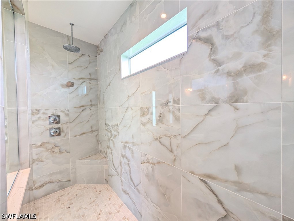 5 Bed Waterfront Home for Sale in Seven Shores, FL, $5,500 — photo 20