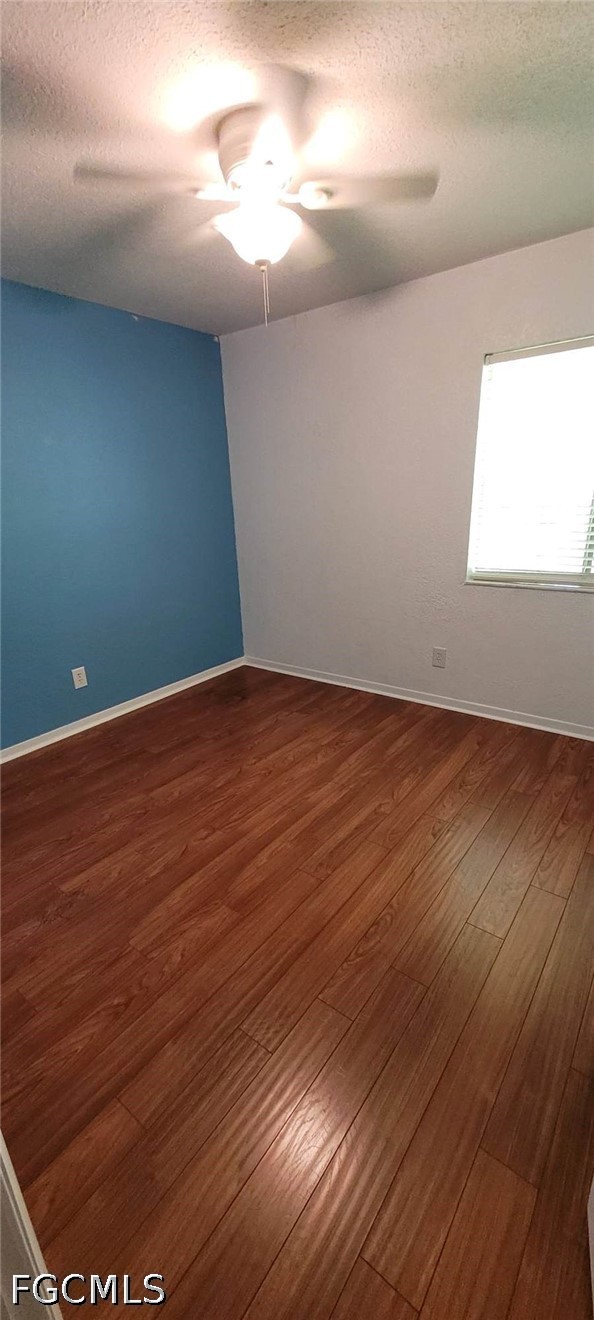 2 Bed SingleFamilyResidence for Sale in Naples, FL, $1,550 — photo 20
