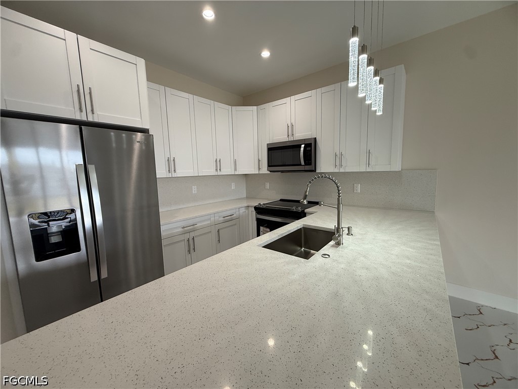 8 Bed Duplex for Sale in Fort Myers, FL, $699,000 — photo 20