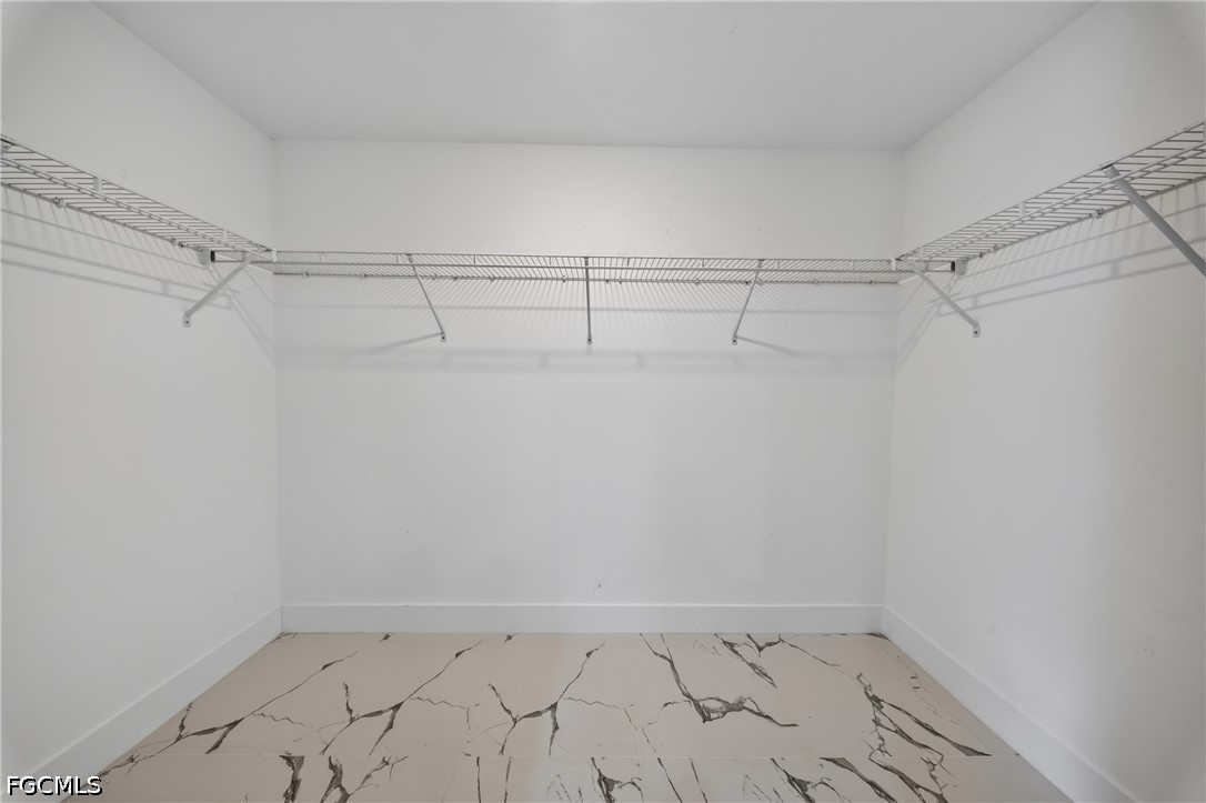 3 Bed SingleFamilyResidence for Sale in Lehigh Acres, photo 20