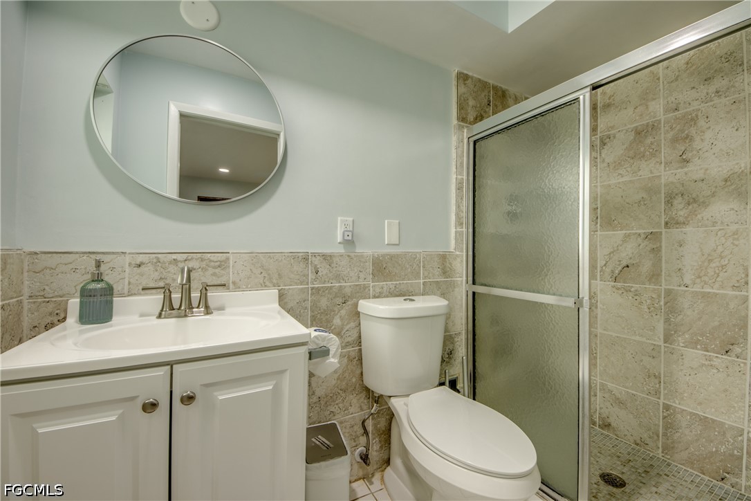 3 Bed Pool Home for Sale in Cape Coral, photo 20