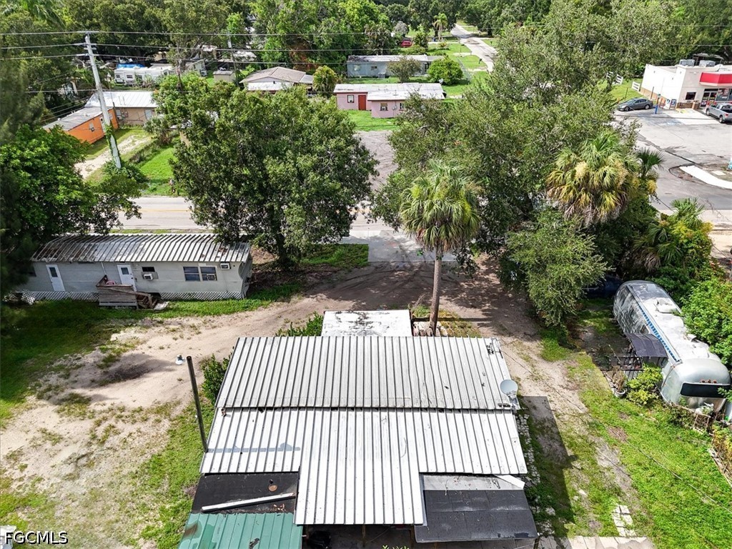 6 Bed SingleFamilyResidence for Sale in Fort Myers, FL — photo 20