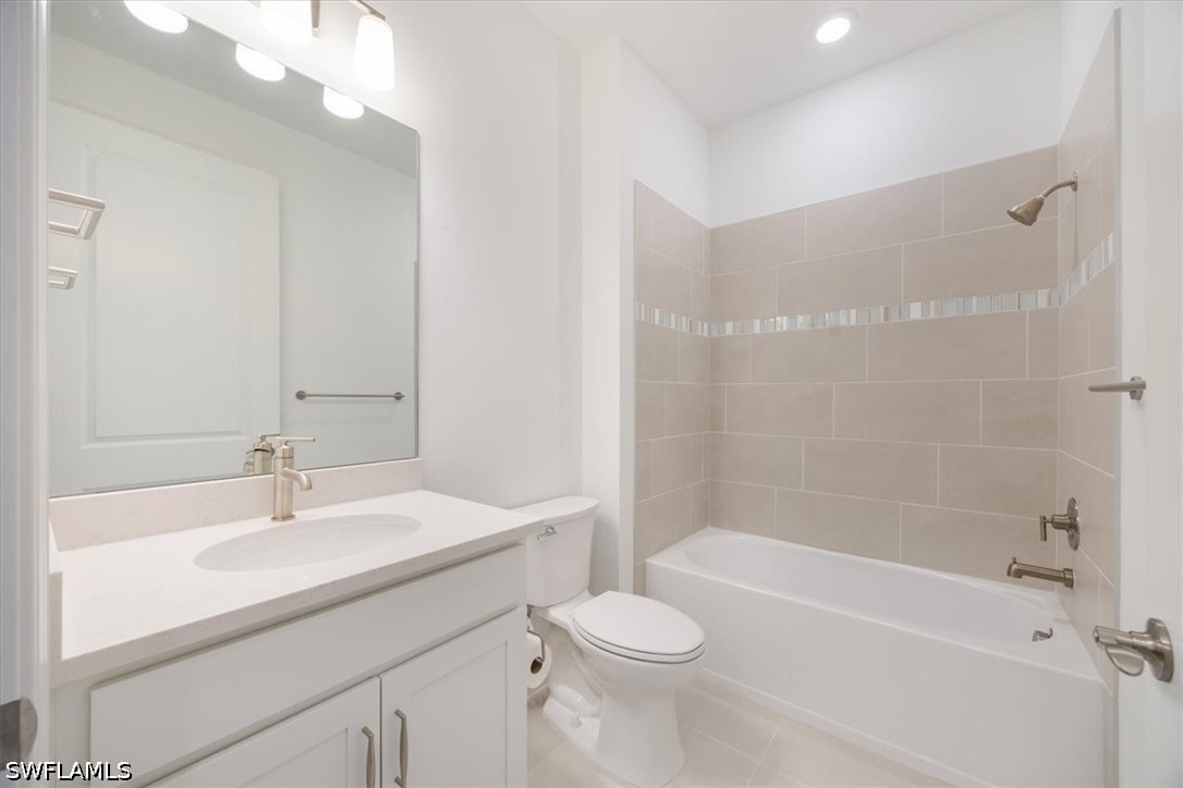 3 Bed SingleFamilyResidence for Sale in Naples, FL, $670,000 — photo 20