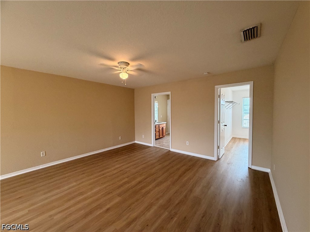 4 Bed SingleFamilyResidence for Sale in Sherwood, FL, $2,195 — photo 20