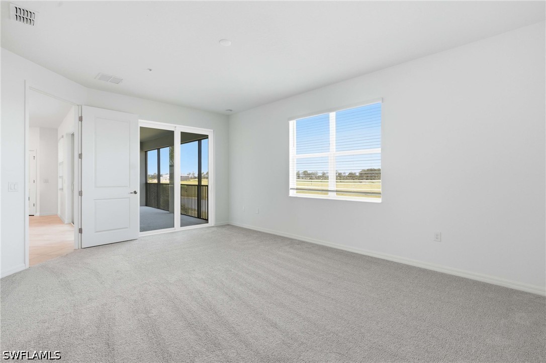 3 Bed Condominium for Sale in Webbs Reserve, FL, $2,500 — photo 20