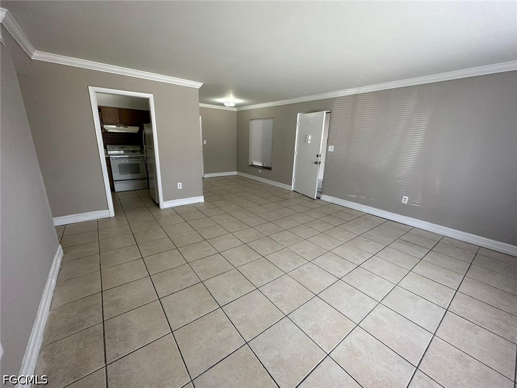 2 Bed Condominium for Sale in Green Tee Village, FL, $1,200 — photo 20