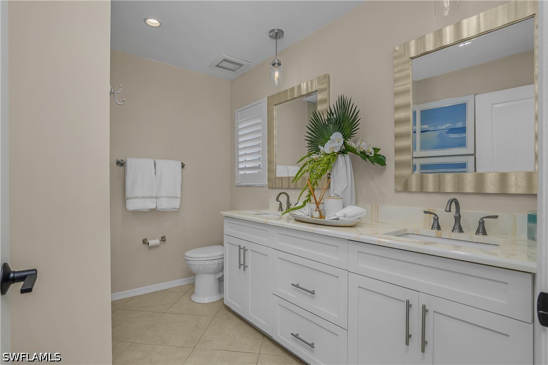 2 Bed Condominium for Sale in Naples, FL, $359,000 — photo 20