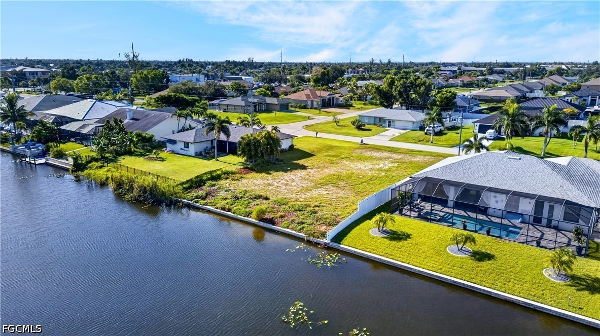 Waterfront Home for Sale in Cape Coral, photo 20
