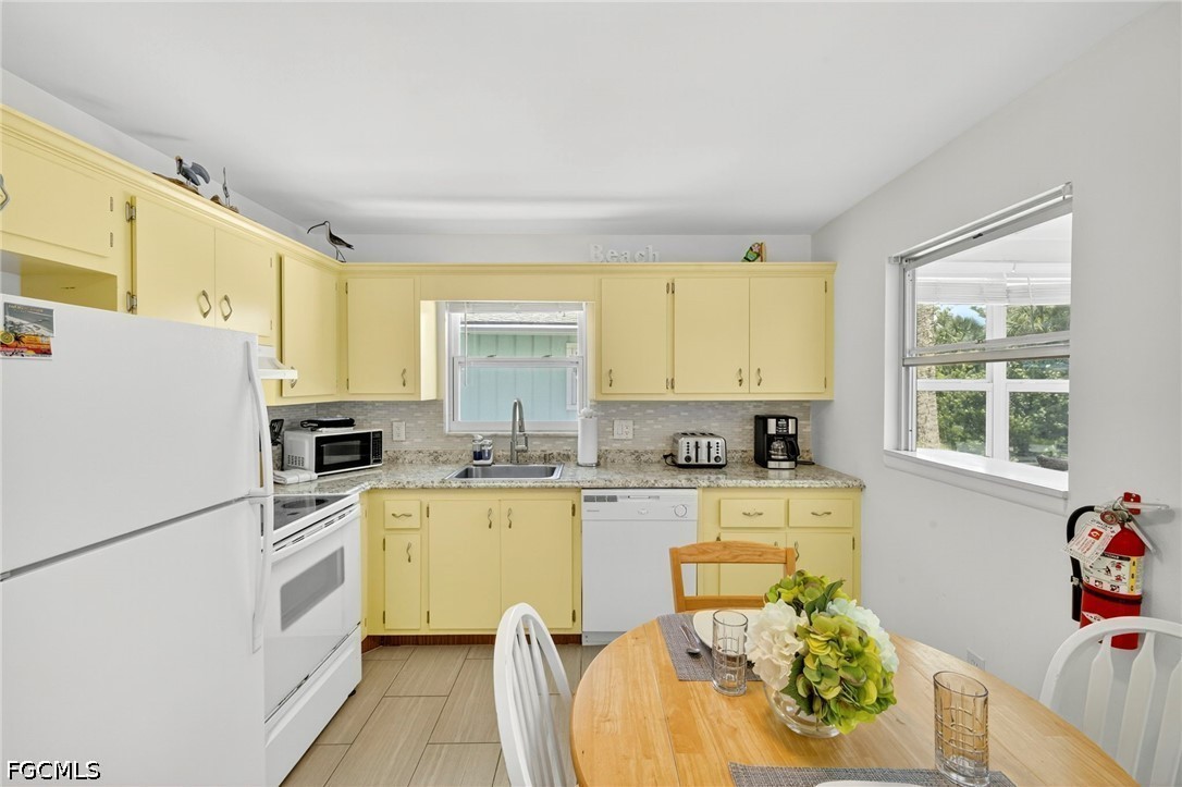 6 Bed Quadruplex for Sale in Seagrape, photo 20