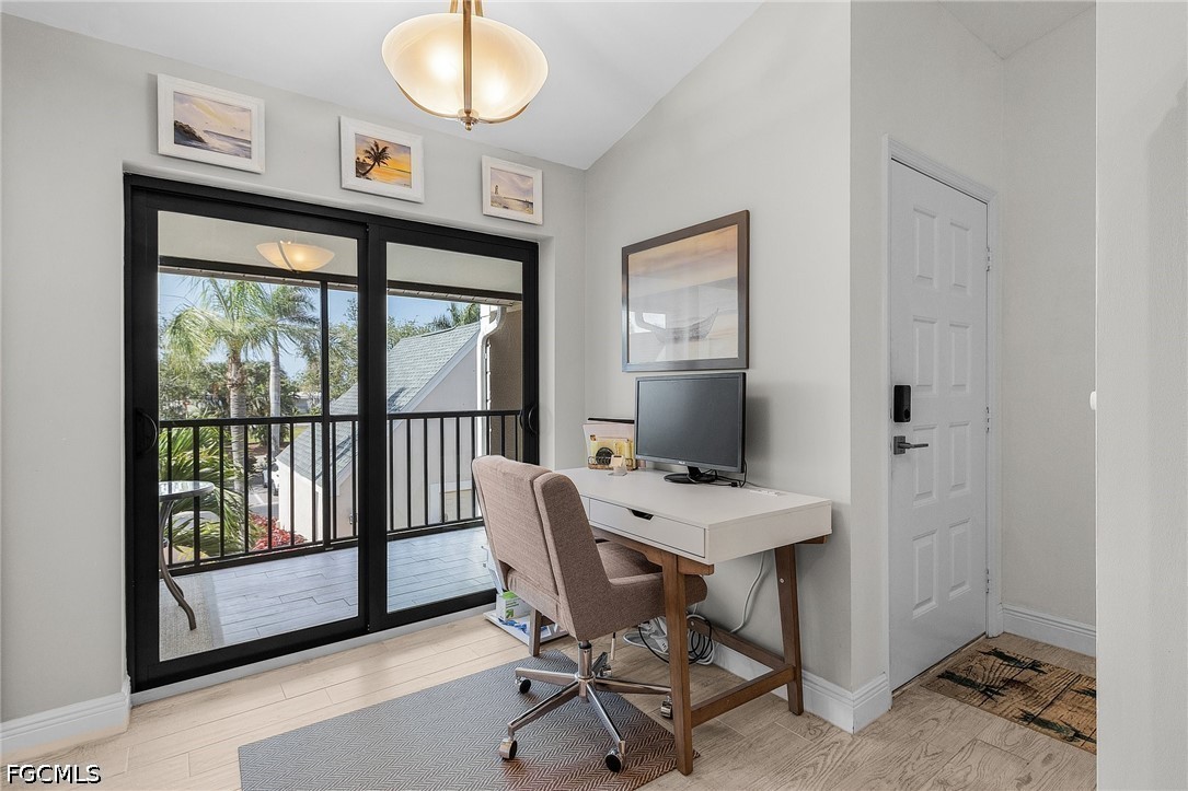 2 Bed Condominium for Sale in Verandas, FL, $300,000 — photo 20