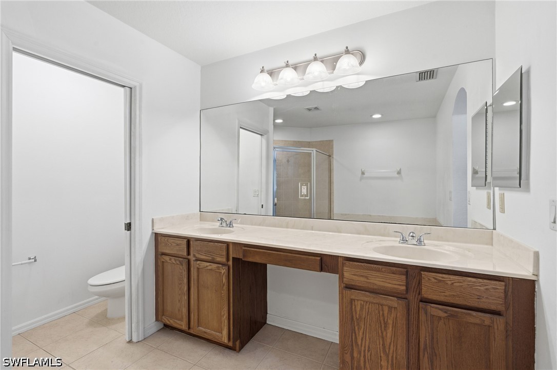 3 Bed Townhouse for Sale in Colonnade At Forum, FL, $289,000 — photo 20