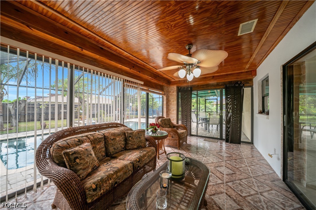 3 Bed Pool Home for Sale in Cape Coral, photo 20