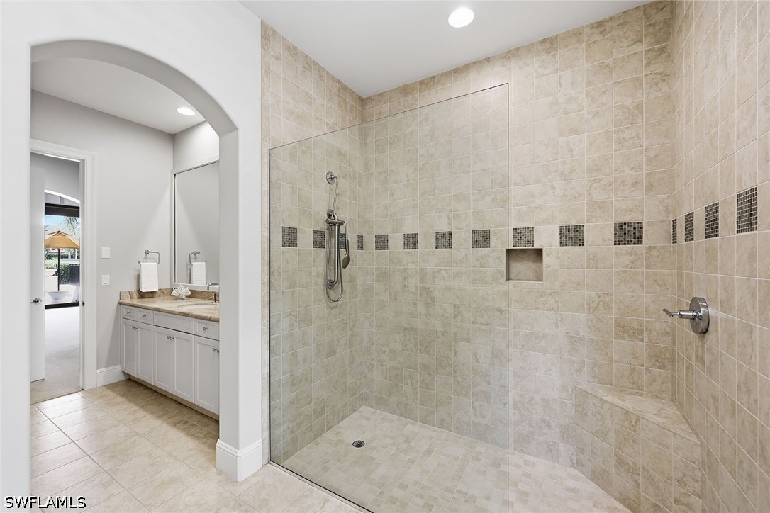 4 Bed Pool Home for Sale in Pistoia Casa, photo 20