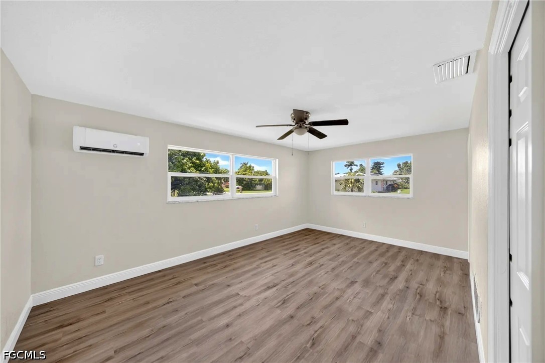 3 Bed Pool Home for Sale in Cape Coral, photo 20