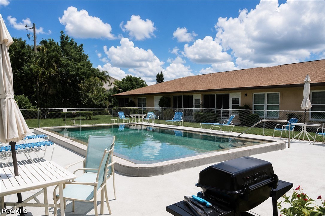 2 Bed Condominium for Sale in Cape Coral, photo 20