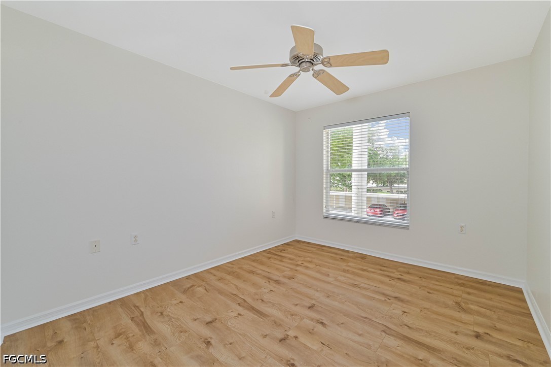 2 Bed Condominium for Sale in Stoneybrook, photo 20