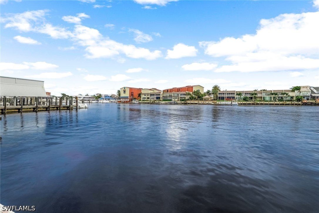 2 Bed Waterfront Home for Sale in Marina Manor, photo 20