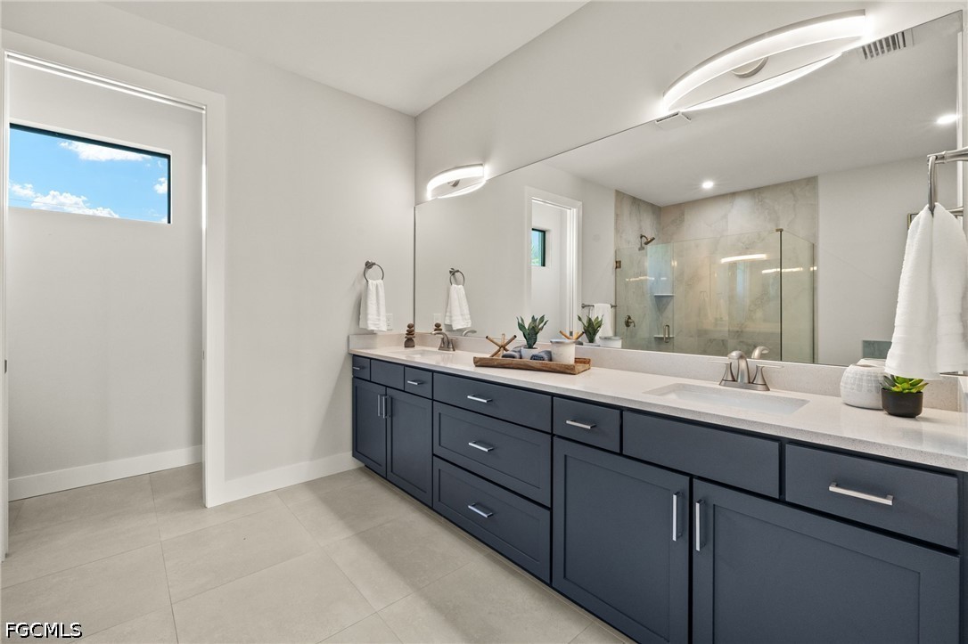 3 Bed Pool Home for Sale in Cape Coral, photo 20