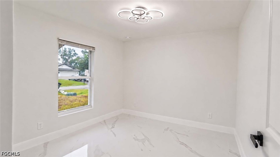 3 Bed SingleFamilyResidence for Sale in Lehigh Acres, photo 20