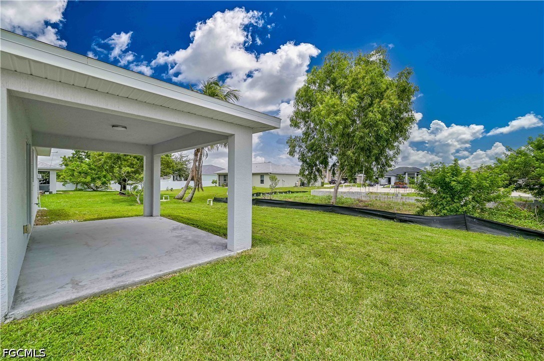 3 Bed SingleFamilyResidence for Sale in Cape Coral, photo 20