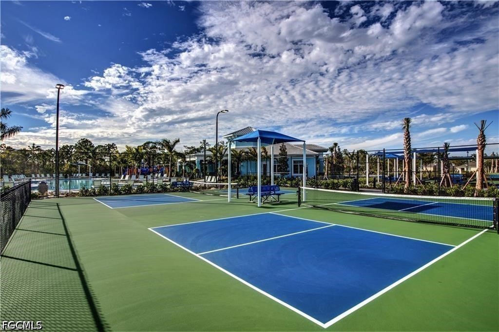 4 Bed Waterfront Home for Sale in Entrada, photo 20