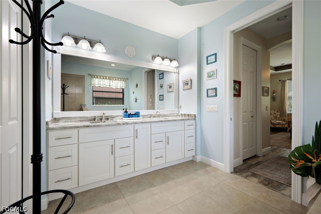 3 Bed SingleFamilyResidence for Sale in Banyan Bay, photo 20