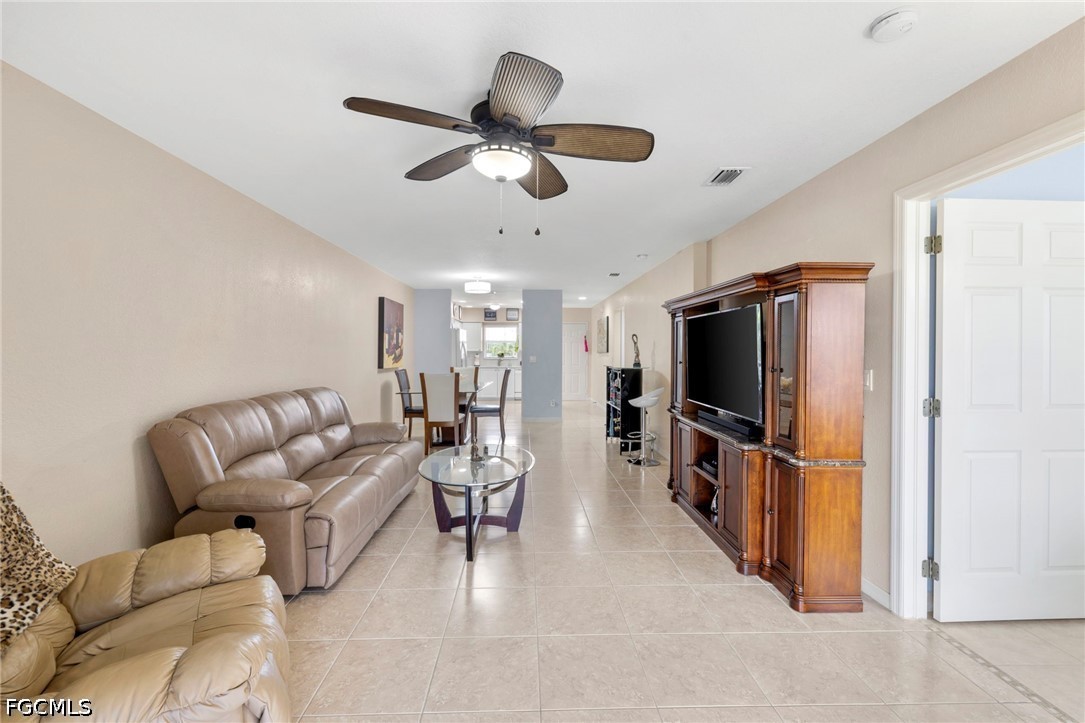 2 Bed Condominium for Sale in Cape Coral, photo 20