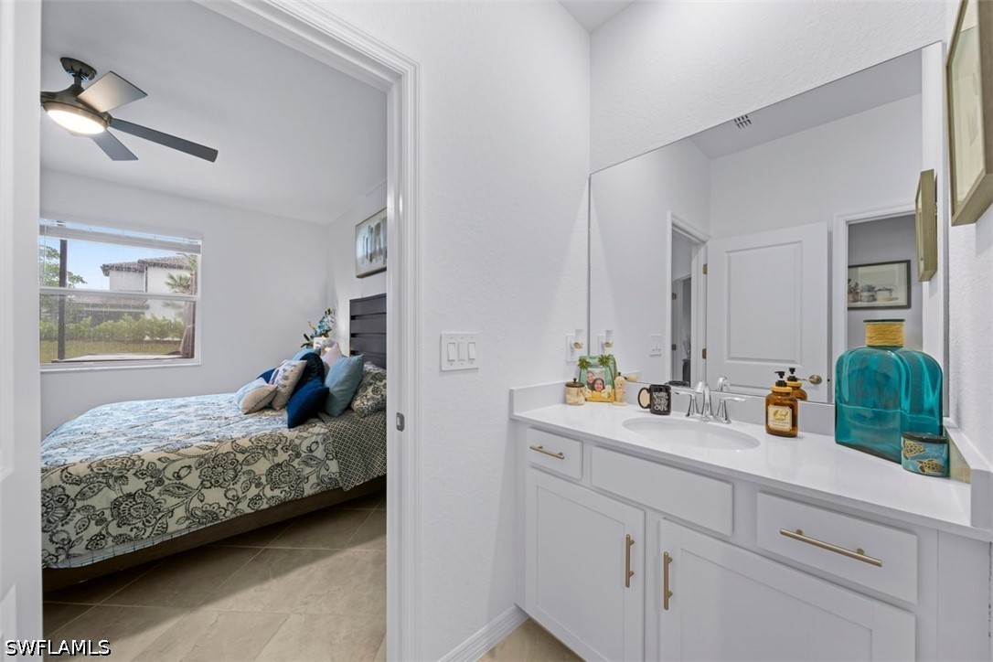 2 Bed Attached for Sale in Naples, photo 20