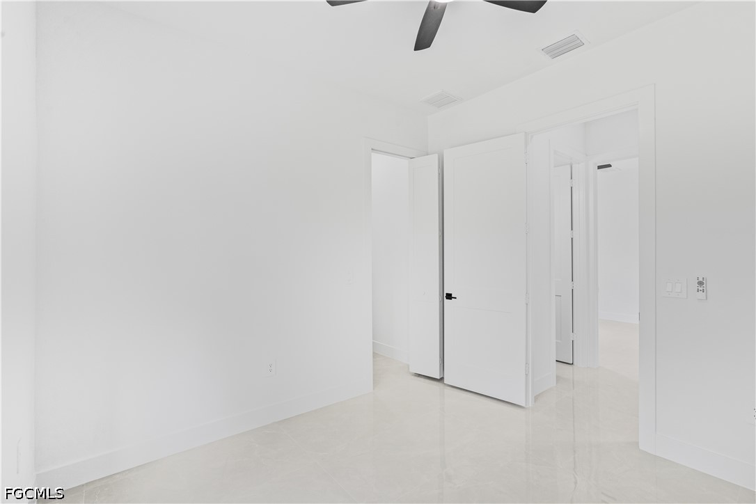 4 Bed SingleFamilyResidence for Sale in Lehigh Acres, photo 20