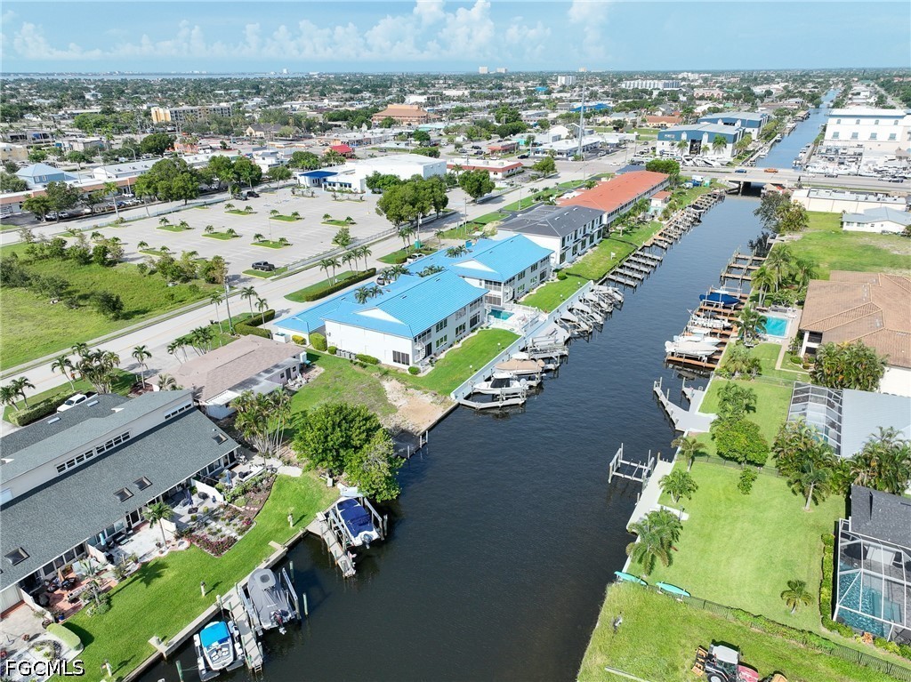 4 Bed Waterfront Home for Sale in Cape Coral, photo 20
