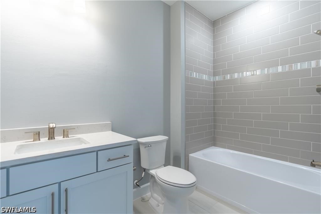 4 Bed Pool Home for Sale in Verdana Village, photo 20