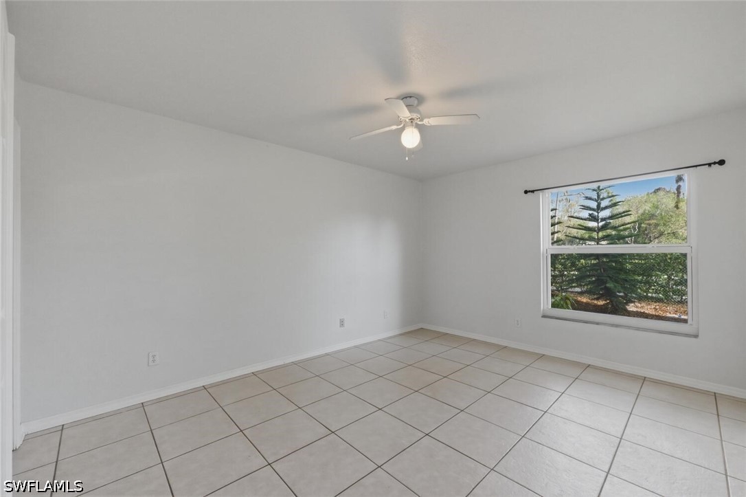 3 Bed Condominium for Sale in Crescent Gardens, photo 20