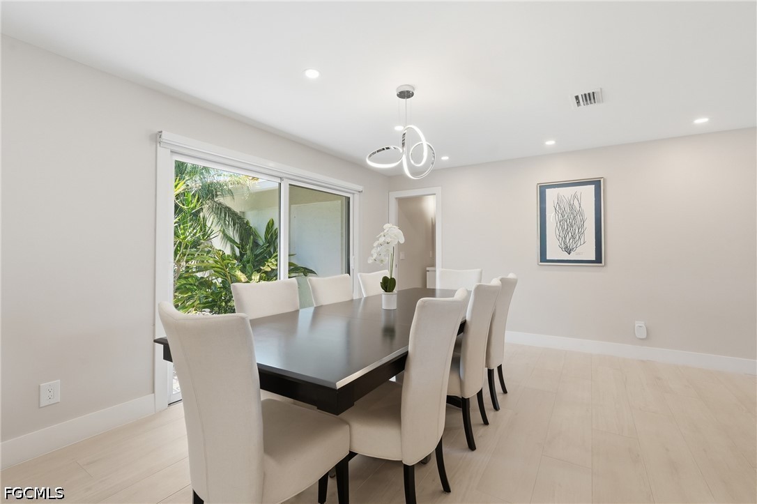 3 Bed Pool Home for Sale in Cape Coral, photo 20