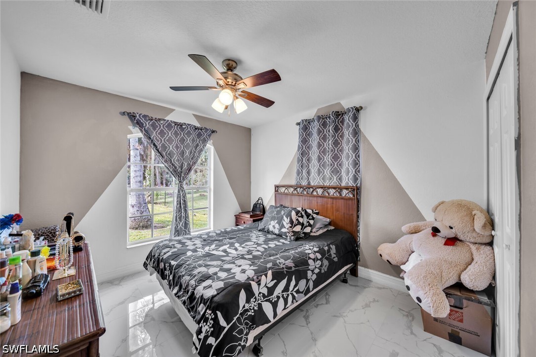 4 Bed SingleFamilyResidence for Sale in Naples, photo 20