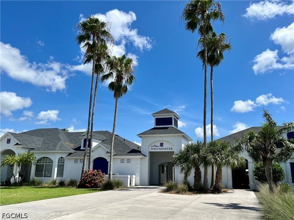 2 Bed Pool Home for Sale in Westminster, photo 20