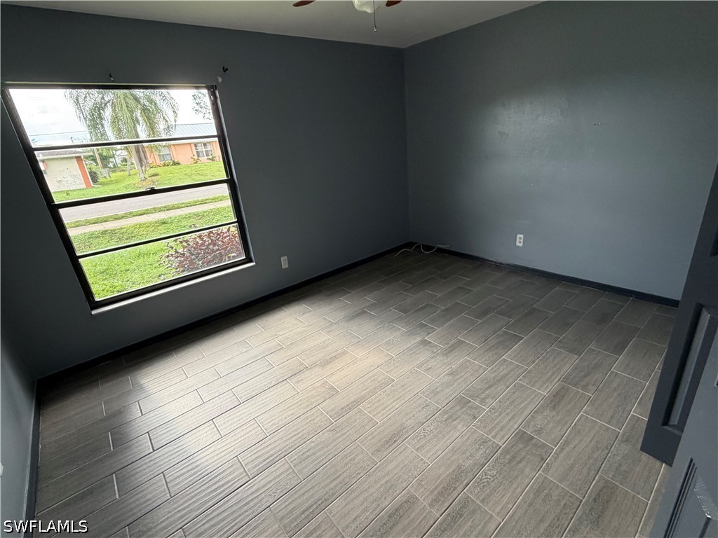 3 Bed SingleFamilyResidence for Sale in Lehigh Acres, photo 20