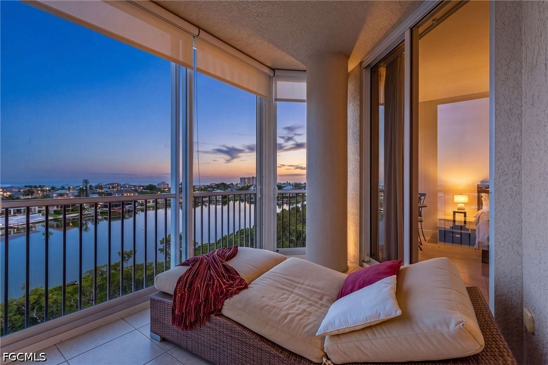 3 Bed Waterfront Home for Sale in Waterside At Bay Beach, photo 20
