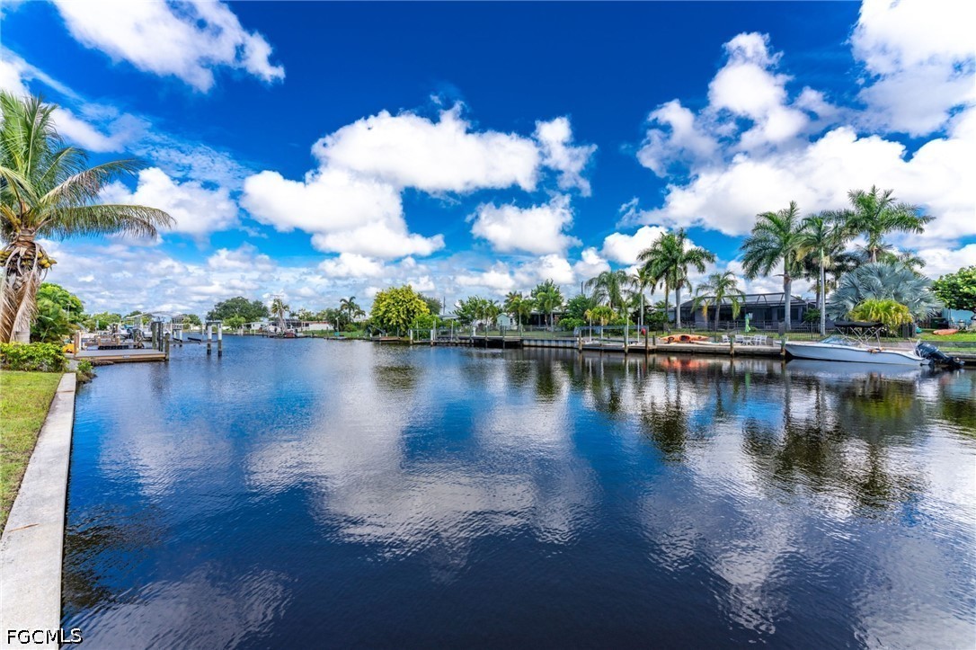 2 Bed Waterfront Home for Sale in Port Charlotte, photo 20