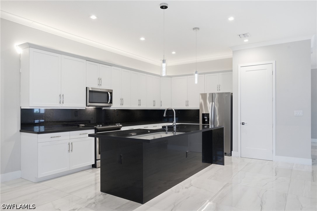 4 Bed Pool Home for Sale in Maple Ridge, photo 20