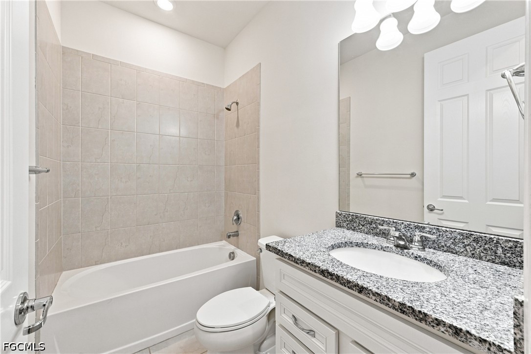 3 Bed Waterfront Home for Sale in Fort Myers, photo 20