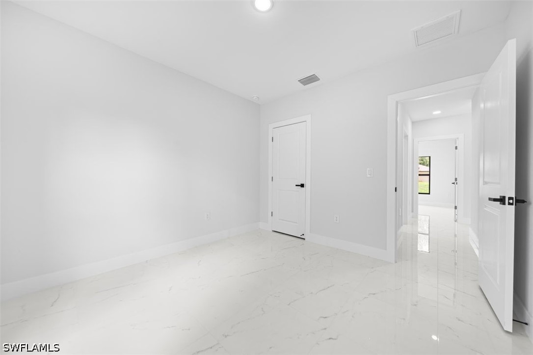 3 Bed SingleFamilyResidence for Sale in Lehigh Acres, photo 20