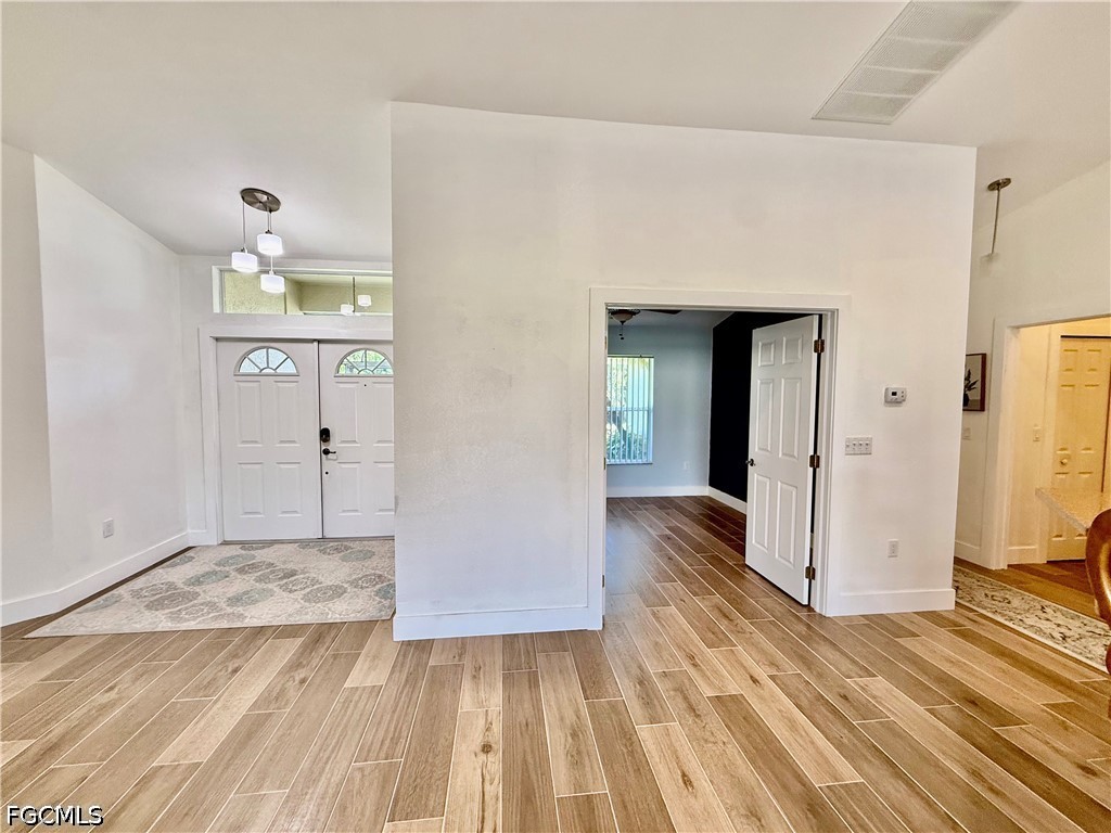 3 Bed Pool Home for Sale in Lehigh Acres, photo 20